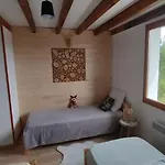 Prázdninový dům Le Cerdan - Classe 3 Etoiles - 5 Personnes - 2 Chambres- Parking -garage-jardin-wifi-renove En 2023 (adults Only)