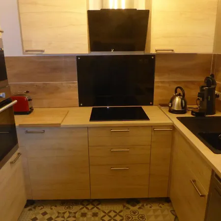 Le Cerdan - Classe 3 Etoiles - 5 Personnes - 2 Chambres- Parking -garage-jardin-wifi-renove En 2023 (adults Only) *