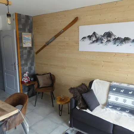 Holiday home Le Cerdan - Classe 3 Etoiles - 5 Personnes-2 Chambres- Parking -garage-jardin-wifi-renove En 2023