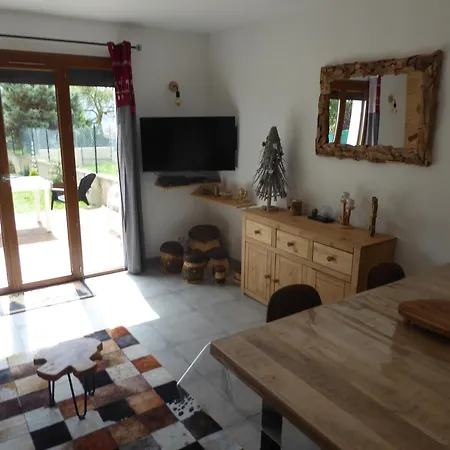 Casa de Férias Le Cerdan - Classe 3 Etoiles - 5 Personnes - 2 Chambres- Parking -garage-jardin-wifi-renove En 2023 (adults Only)
