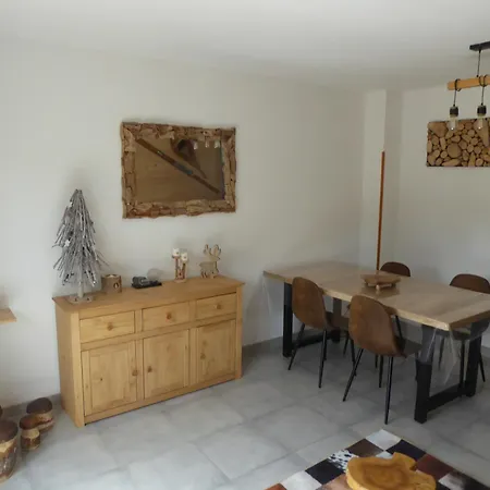 Le Cerdan - Classe 3 Etoiles - 2 Adultes 3 Enfants - 2 Chambres- Parking -garage-jardin-wifi-renove En 2023