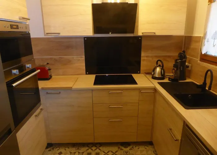 Le Cerdan - Classe 3 Etoiles - 5 Personnes - 2 Chambres- Parking -garage-jardin-wifi-renove En 2023 (adults Only) *