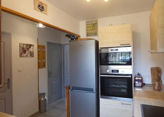Le Cerdan - Classe 3 Etoiles - 5 Personnes - 2 Chambres- Parking -garage-jardin-wifi-renove En 2023 (adults Only) Casa de Férias *