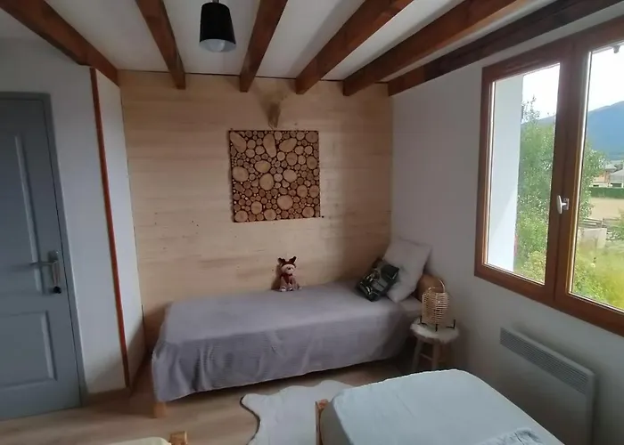 Feriehus Le Cerdan - Classe 3 Etoiles - 2 Adultes 3 Enfants - 2 Chambres- Parking -garage-jardin-wifi-renove En 2023